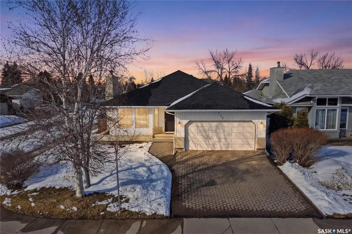 250 Bornstein COURT, Saskatoon, SK S7N 3Y3