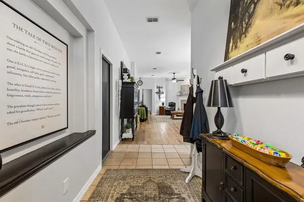 2136 Pritchard Drive, Grapevine, TX 76051