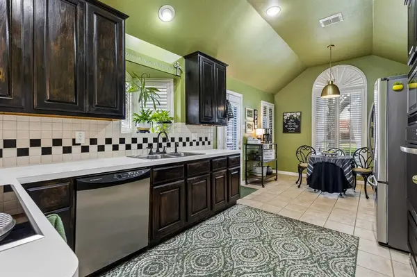 2136 Pritchard Drive, Grapevine, TX 76051