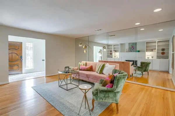 3954 Shannon Drive, Fort Worth, TX 76116