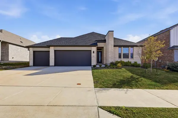 1212 Nuevo Rancho Lane, Fort Worth, TX 76052