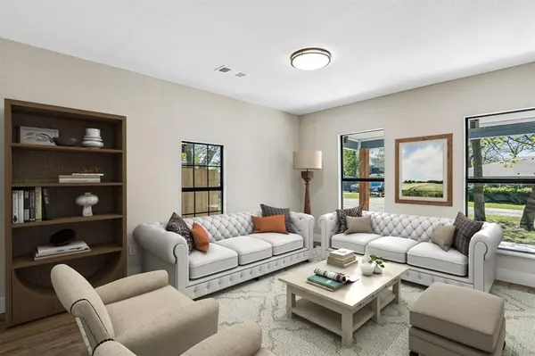 104 W 2nd Street, Waxahachie, TX 75165