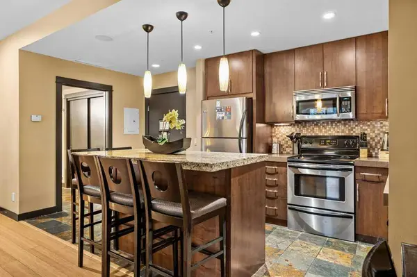 1818 Mountain AVE #222Rot.A, Canmore, AB T1W3M3