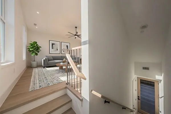 2523 Hondo Avenue #102, Dallas, TX 75219