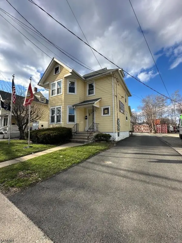 207 E Blackwell St, Dover Town, NJ 07801