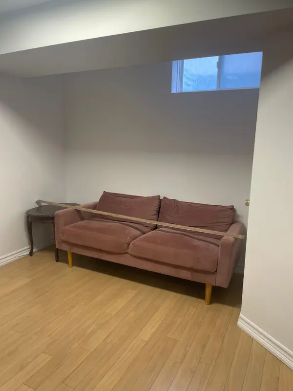 102 Church ST S #lower, Richmond Hill, ON L4C 1W3