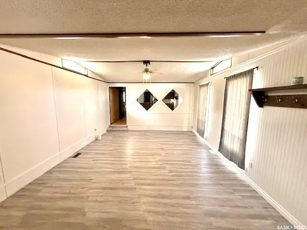 27 Prairie Sun COURT, Swift Current, SK S9H 3X6