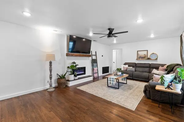 101 Olive Street #A, Lone Oak, TX 75453