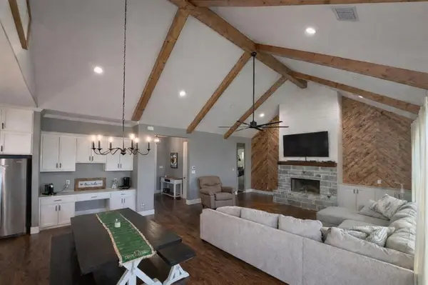 860 Dove Meadow Trail, Waxahachie, TX 75167