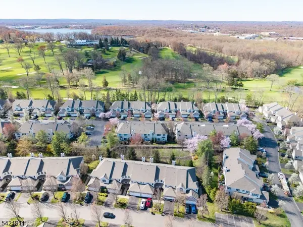 97 Winged Foot Dr, Livingston Twp., NJ 07039