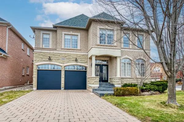 1087 Kestell BLVD, Oakville, ON L6H 7M5