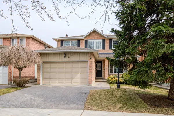 1111 Deer RUN, Mississauga, ON L5C 3P7