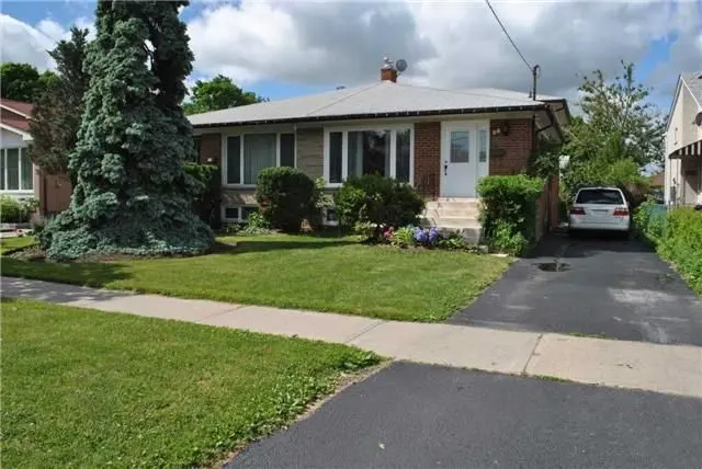 28 Roywood DR, Toronto C13, ON M3A 2C6