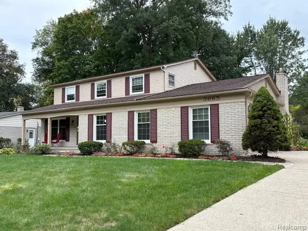 3665 Estates DR, Troy, MI 48084