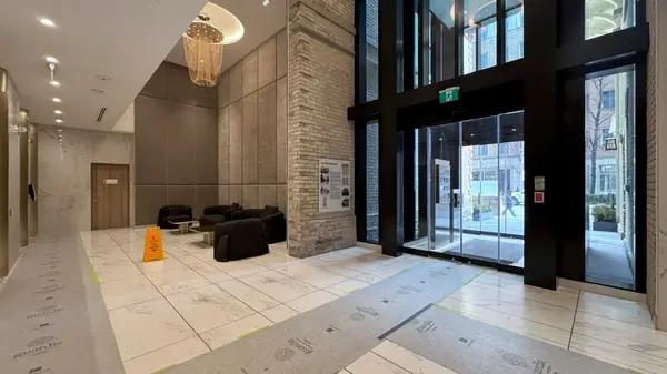 634 Church ST #2008, Toronto C08, ON M4Y 0G9