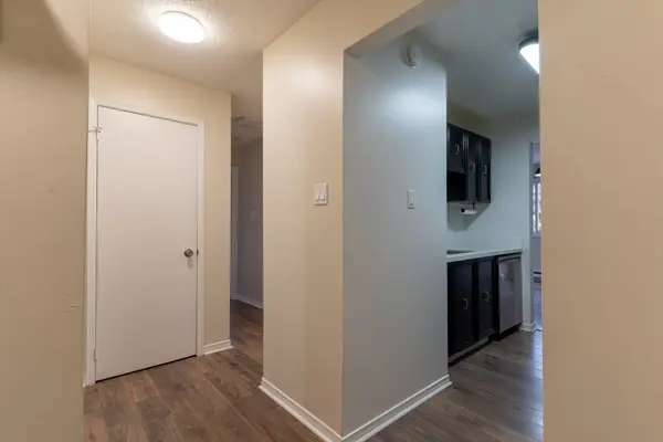 1 Quail CRES #312, Barrie, ON L4N 6W9