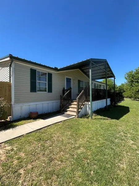 139 Canyon Valley Lane, Weatherford, TX 76085