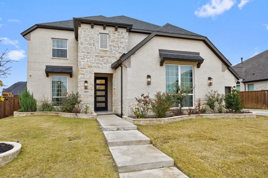 2011 Stargrass Road, Haslet, TX 76052