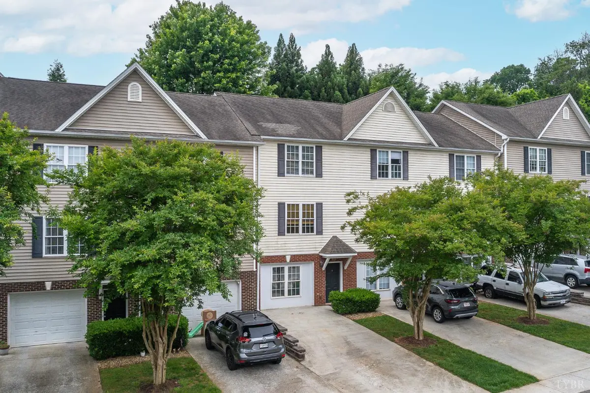 1810 Broadway ST, Lynchburg, VA 24501