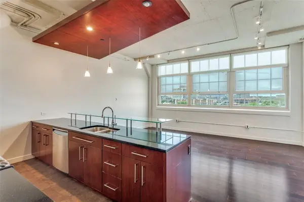 2600 W 7th Street #1329, Fort Worth, TX 76107