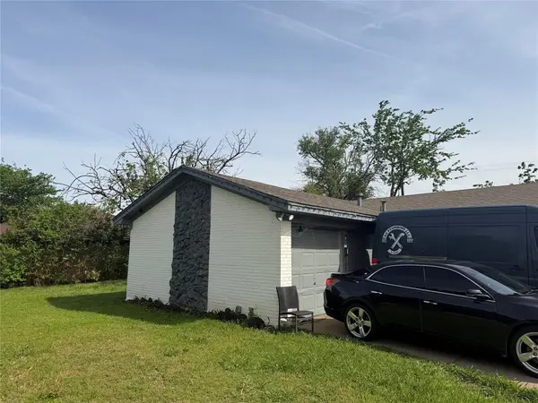 1305 Pinehurst Drive, Fort Worth, TX 76134