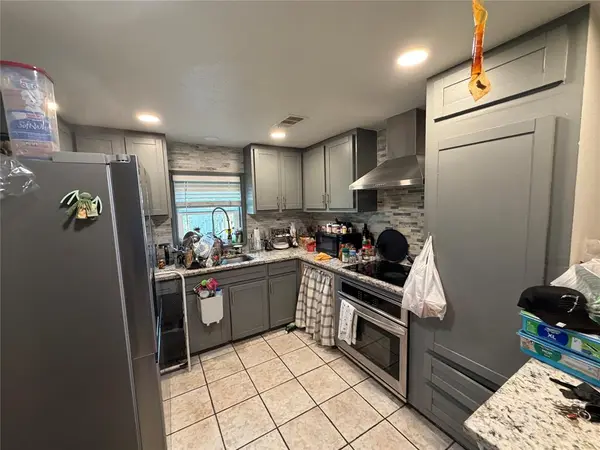 1305 Pinehurst Drive, Fort Worth, TX 76134