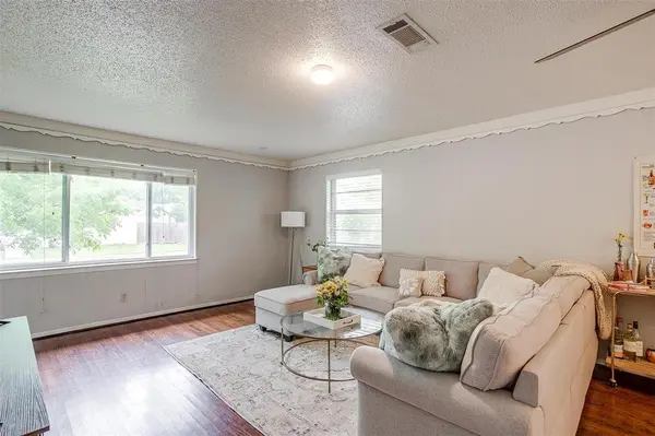 3217 Lubbock Avenue #B, Fort Worth, TX 76109