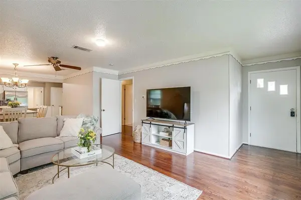 3217 Lubbock Avenue #B, Fort Worth, TX 76109