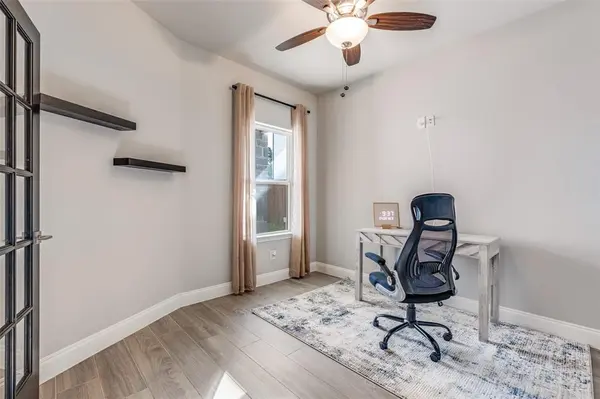 1415 Diceman Avenue, Dallas, TX 75203