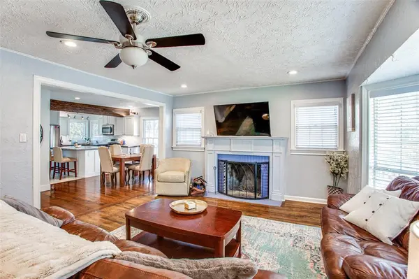 1405 Bluebonnet Drive, Fort Worth, TX 76111