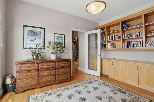 327 Rodeo RDG, Rural Rocky View County, AB T3Z3G2