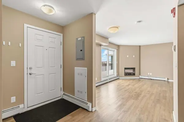 201 Abasand DR #438, Fort Mcmurray, AB T9J 1L5