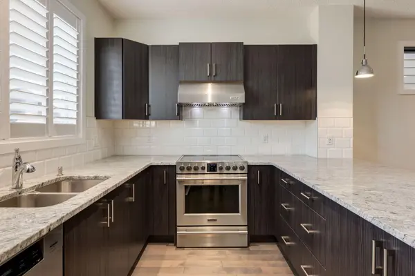 28 Masters Link SE, Calgary, AB T3M2N2