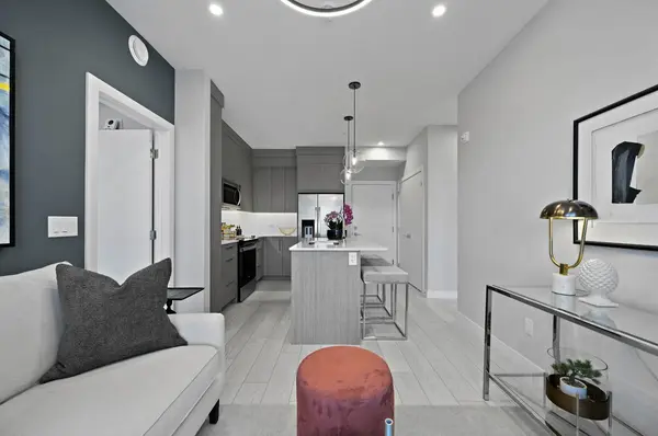 63 Corner Glen CRES NE #2116, Calgary, AB T3N2R6