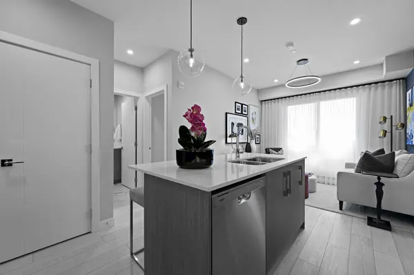 63 Corner Glen CRES NE #2116, Calgary, AB T3N2R6