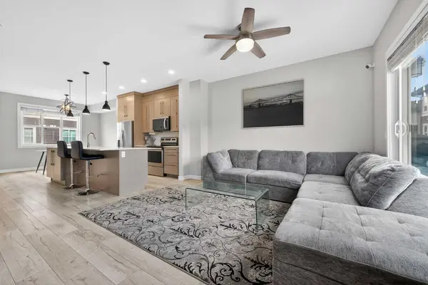 30 Cornerstone MNR NE #410, Calgary, AB T2N1E6