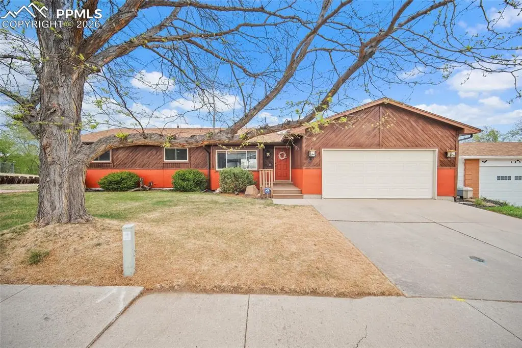 1453 E Friendship LN, Colorado Springs, CO 80904