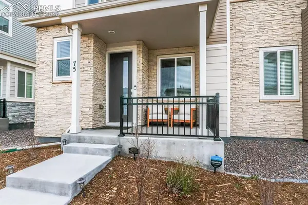 75 S Uriah ST, Aurora, CO 80018