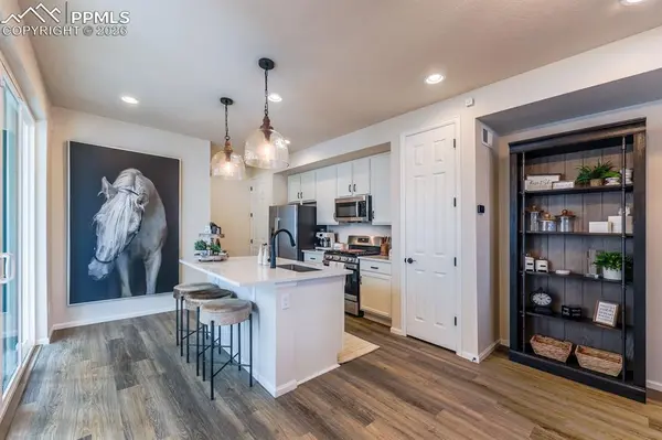 75 S Uriah ST, Aurora, CO 80018