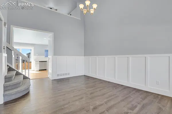 4255 Gracewood DR, Colorado Springs, CO 80920