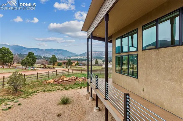 3885 Sierra Vista RD, Monument, CO 80132