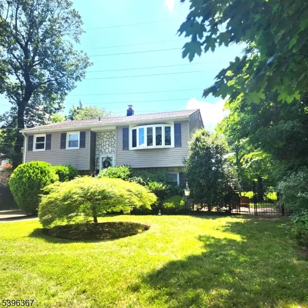 5 Cecilia Pl, Fanwood Boro, NJ 07023