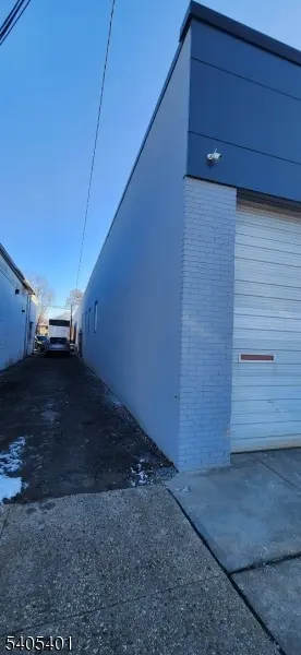 720 E Saint Georges Ave, Linden City, NJ 07036