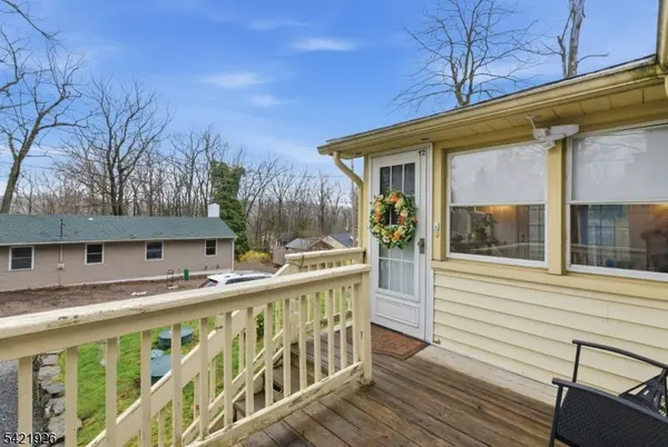 12 Cliffside Ter, Vernon Twp., NJ 07461