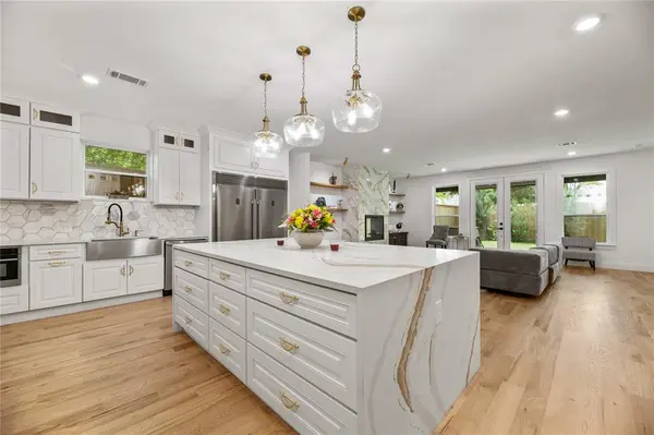 4726 Hopkins Avenue, Dallas, TX 75209