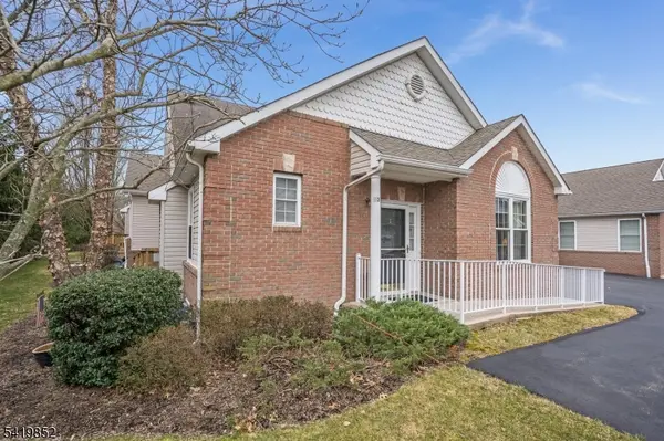 3 Indian Plantation Street, Raritan Twp., NJ 08822