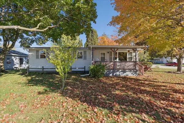 224 W McNeil ST, Corunna, MI 48817