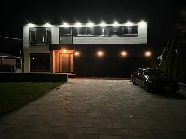 28 Scott ST, Whitby, ON L1N 3L1