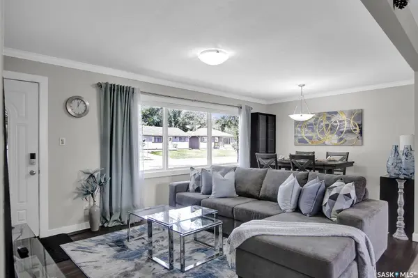 5513 4th AVENUE, Regina, SK S4T 0K1