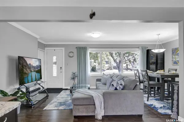 5513 4th AVENUE, Regina, SK S4T 0K1